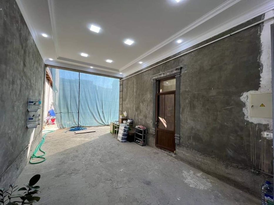 Hovli sotiladi 5.5 sotix