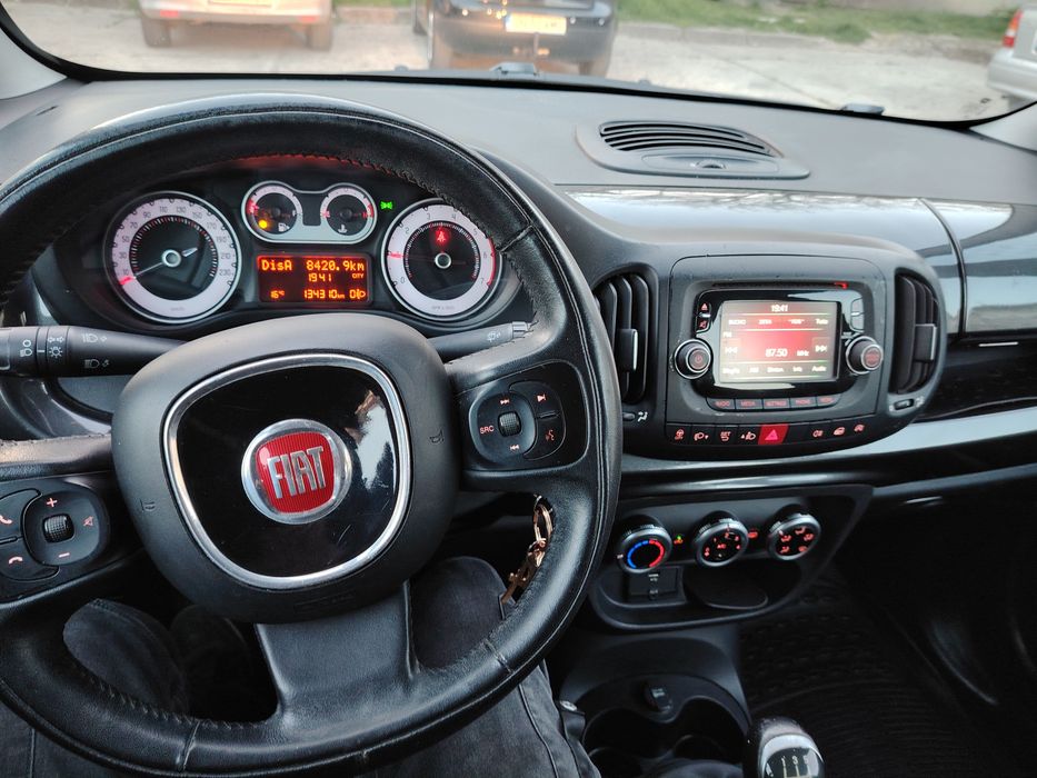 Vănd Fiat 500L an 2014