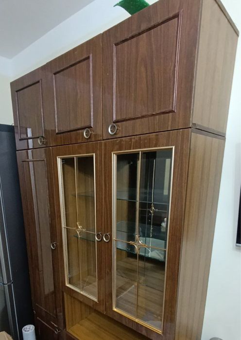 Sotiladi , ikki dona shkaf