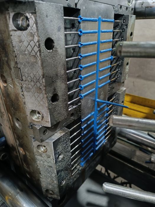 Продам пресформы для дубель нагеля