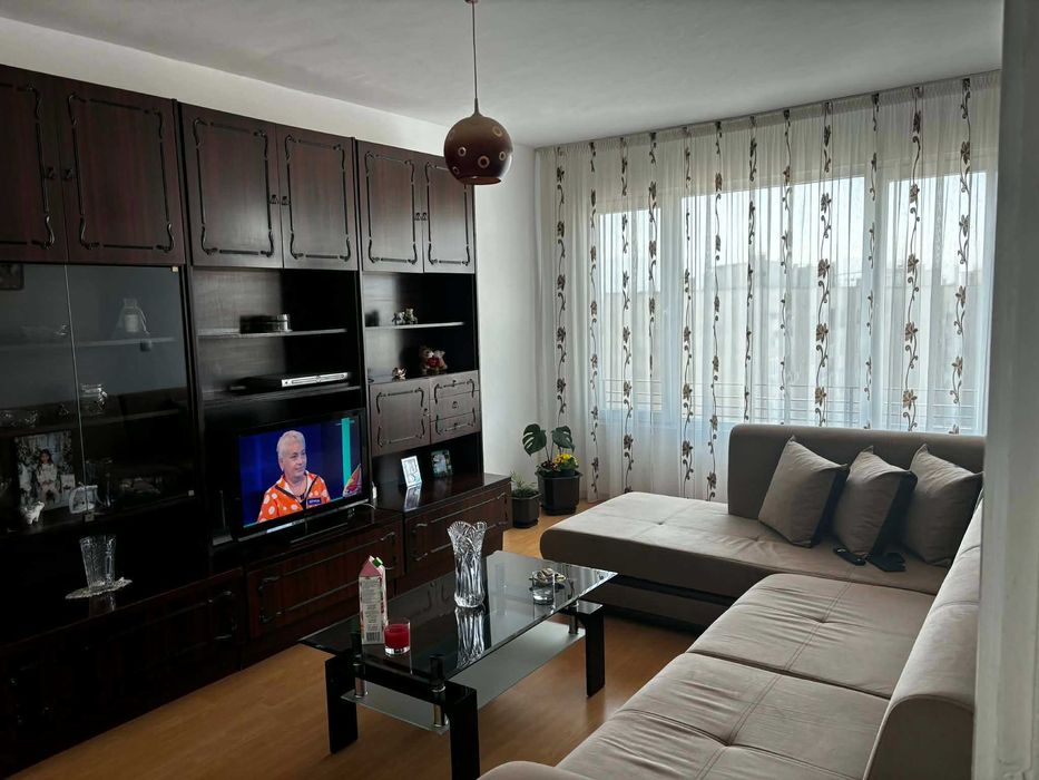 Частно лице продава 3-стаен, КАТ гр. Пазарджик