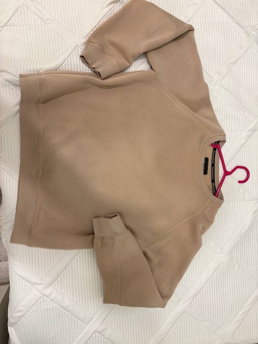 Продам бежевый свитшот