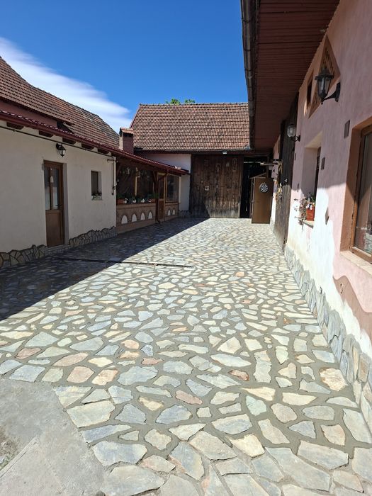 Piatră naturală decorativă