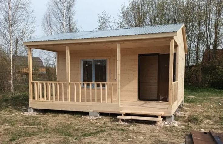 Vindem foișoare și terase la gata