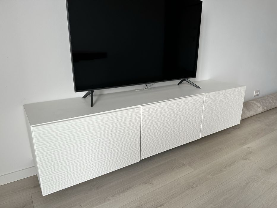 Comodă TV IKEA albă, modernă – 180 cm, soft-close, design texturat