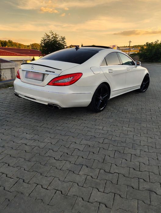 MERCEDES-BENZ CLS 2012 — imagine 4