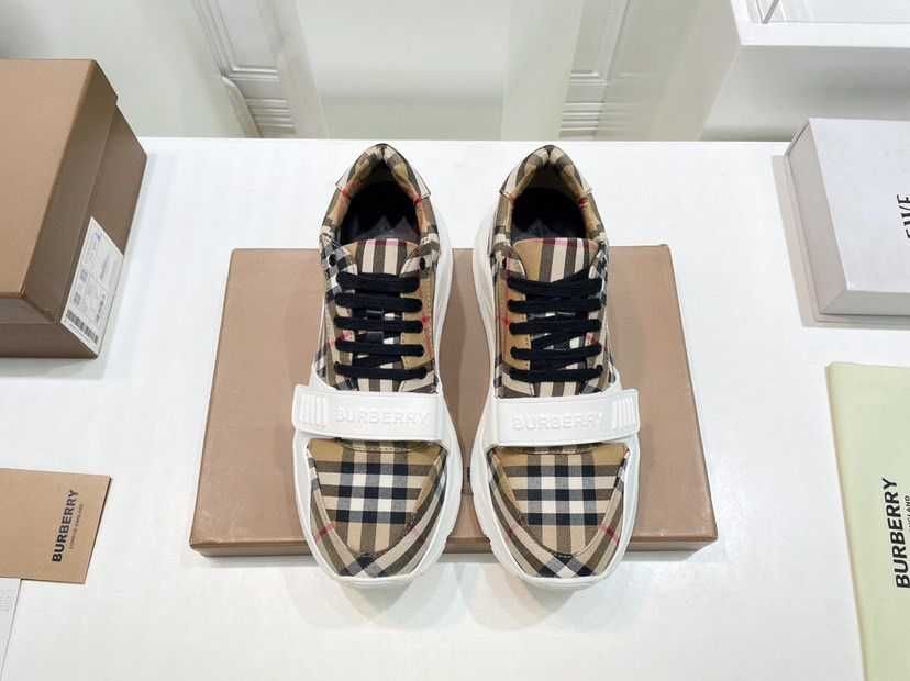 Sneakers Burberry