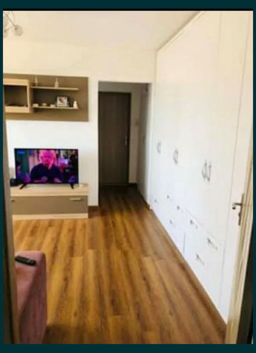 Caut colega de apartament