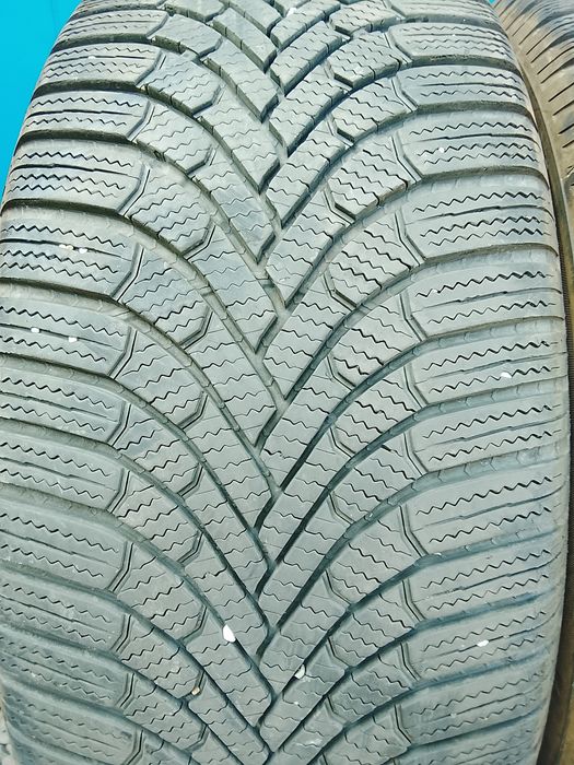 235 50 18. Bridgestone. An 2024