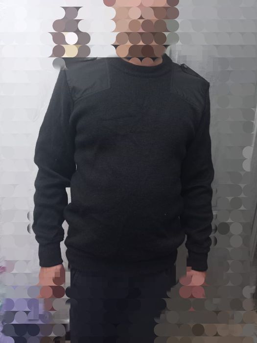 Продам свитер,10000