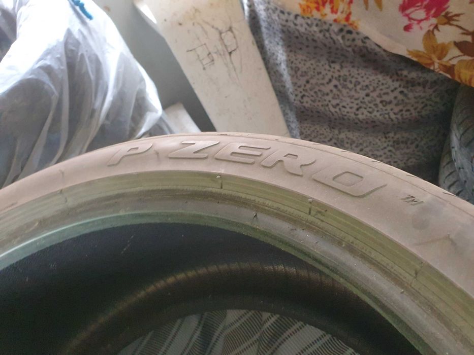 продам резину 285 на 35 20