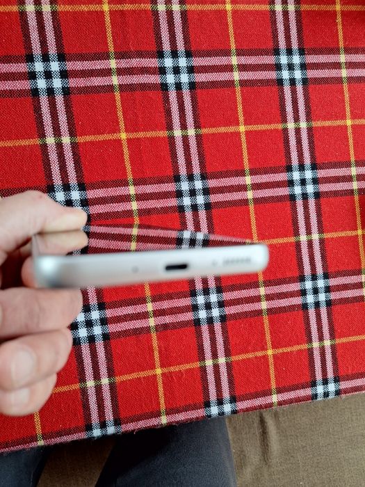 Електроника телефони