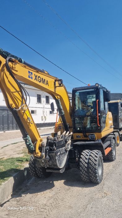 Услуги Экскаватора  Самосвали вивоз строй мусора