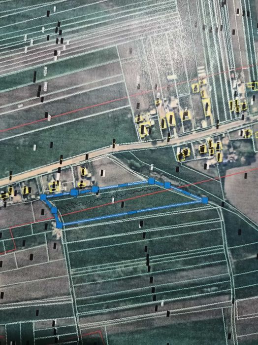 Teren 6872 mp in sat Siretu, com. Saucesti