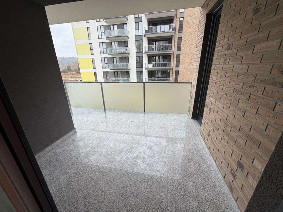 INCHIRIEZ apartament Rasnov