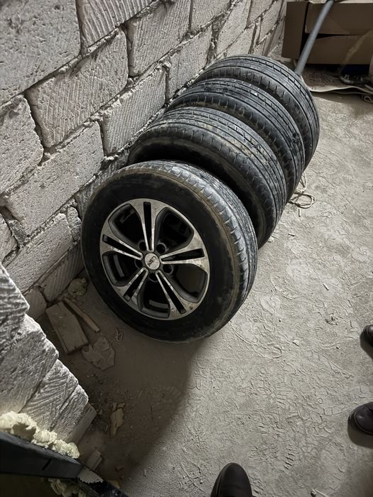 Продам диск 15 размера.