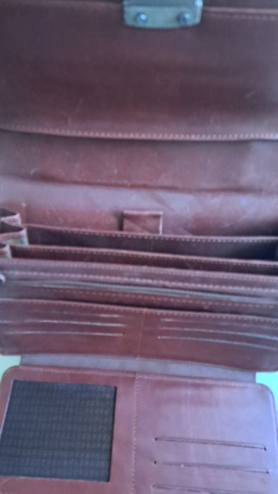 Продам сумку из натуральной кожи