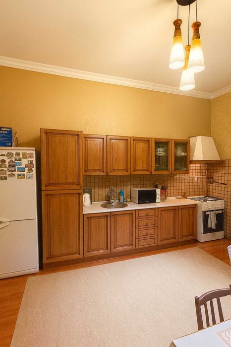 Продается! Кибрай центр: 6 сот + 2эт дом