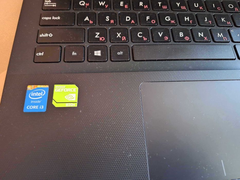 Лаптоп Asus X555LJ