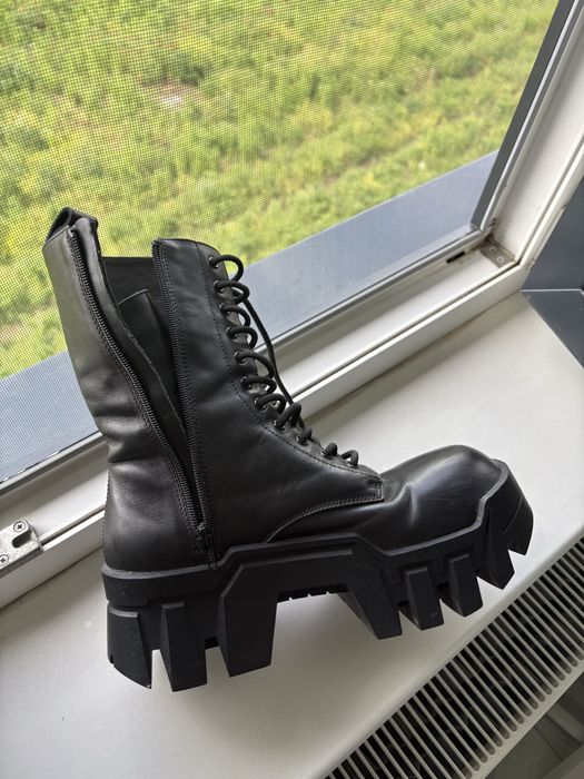 Ghete Balenciaga Bulldozer