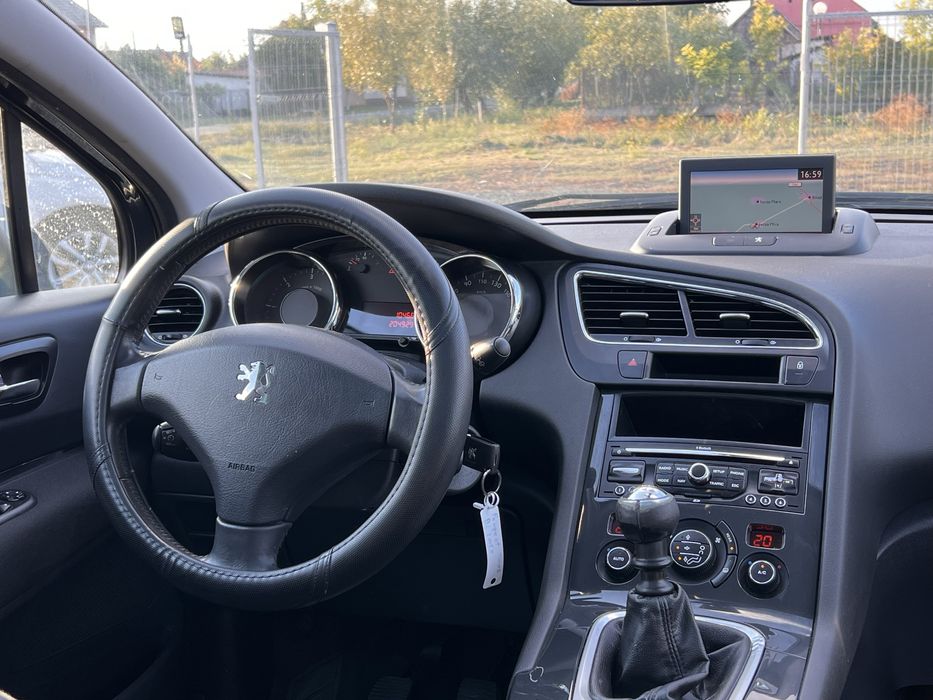 Peugeot 5008 1.6HDI 2013/Navi/Panoramic/Posibilitate rate/Garantie/