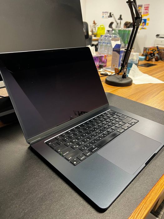 Macbook air 15 100% - M3, 8/512