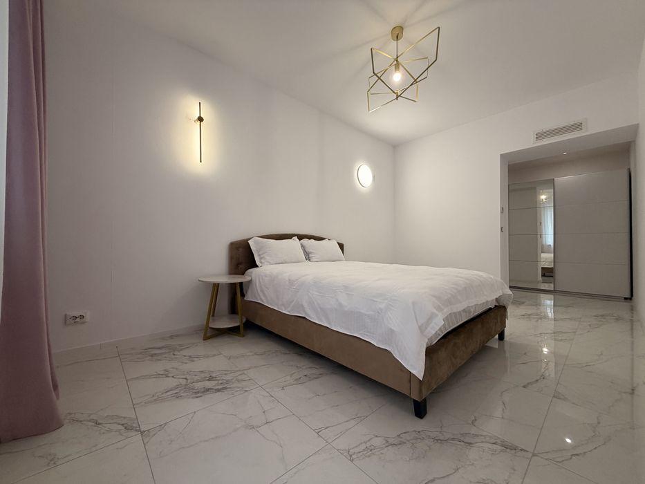 Apartament de Inchiriat  Rin Grand