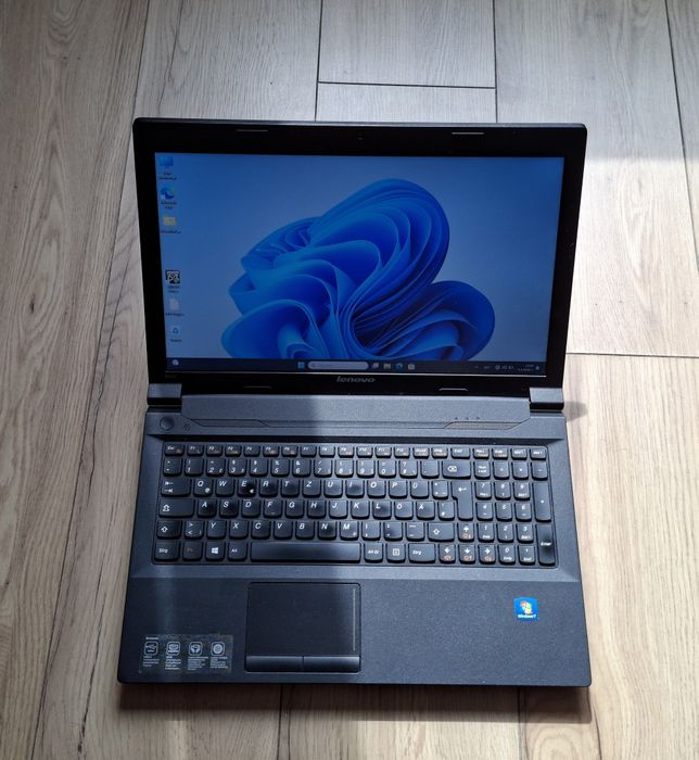 15.6' Lenovo B590 Core i5-3320M/8GB RAM/500GB/Intel HD 4000