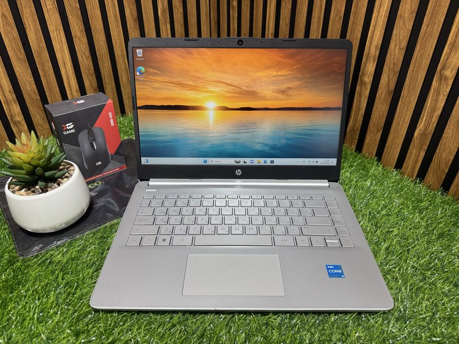 Ноутбук Hp Laptop 14s Core i3-1215U|8GB|SSD256GB|UHD Graphics|
