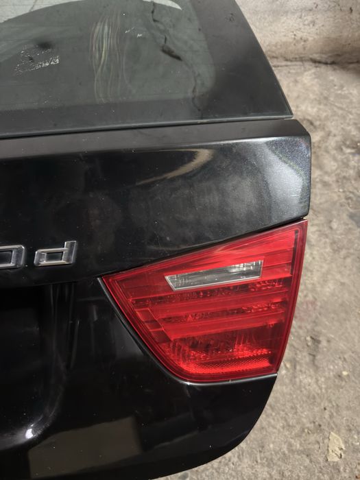 Багажник BMW e91 facelift