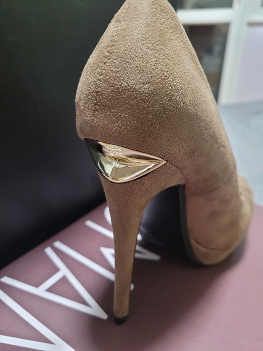 Дамски обувки 38