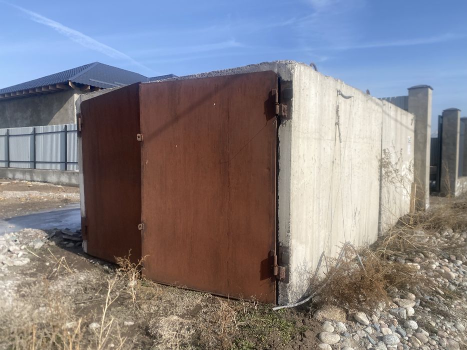 Продам бетонный гараж