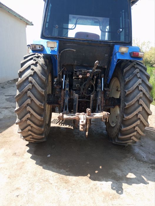 Трактор 130 сотилади