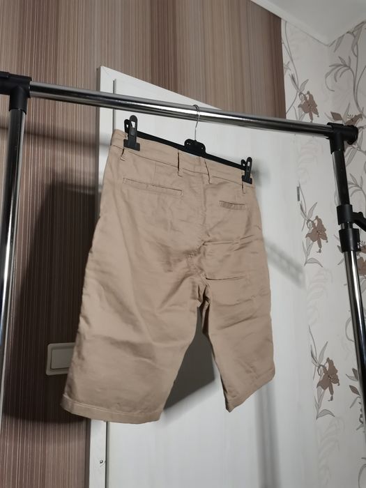 Мъжки бежови къси панталони