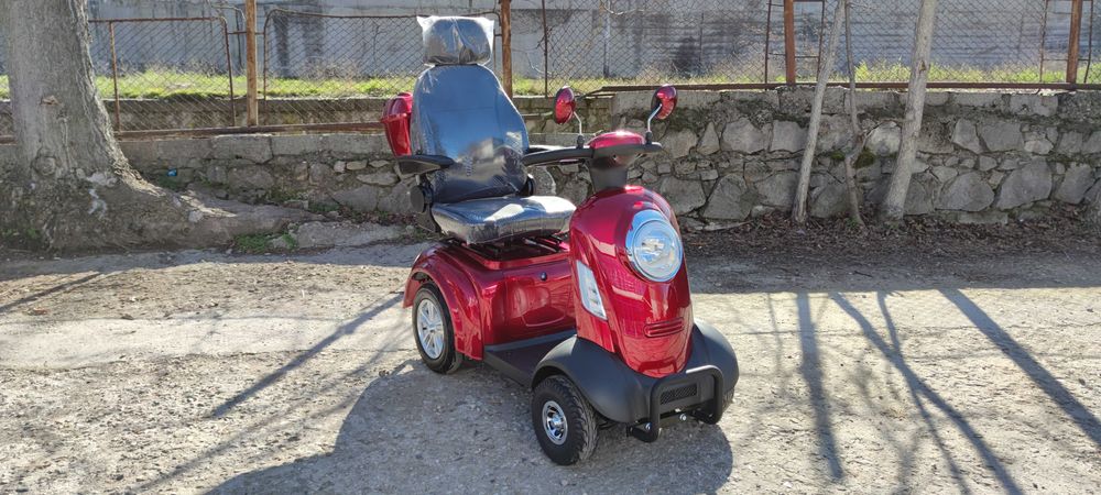 Електрическа четириколка SCE 340 за инвалиди до 20 км в час скорост