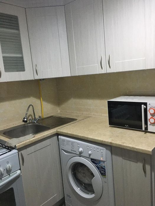 Сдам 2х комн кв в самом центре города!!