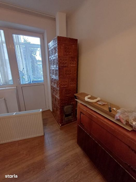De vanzare apartament cu 2 camere, 2 balcoane, renovat complet 43.000e