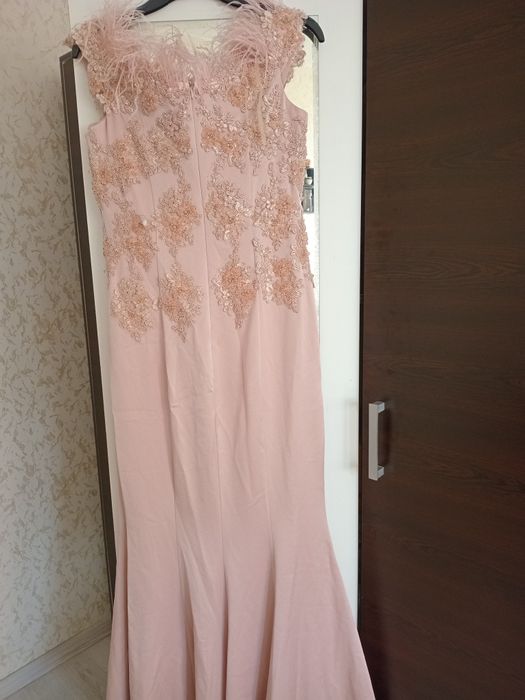 Бални официални рокли