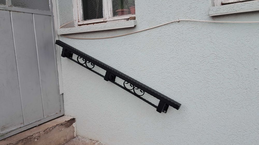 Портални врати, оградни пана и парапети-по индивидуален проект!