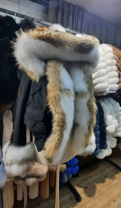 Дамско елегантно яке с естествен косъм