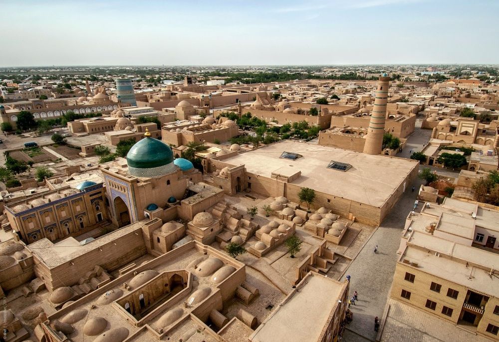 Предоставляем к вашему вниманию услуги гида по всему Узбекистана.