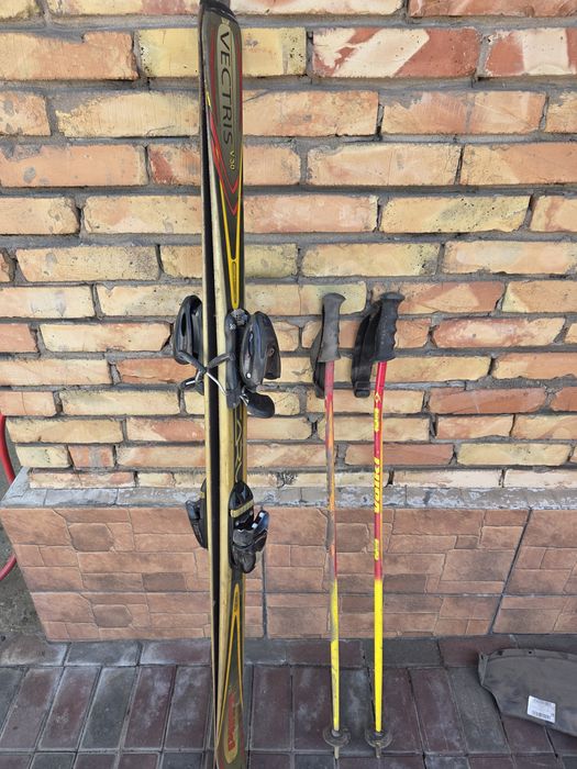 Лыжи б/у vectris v30