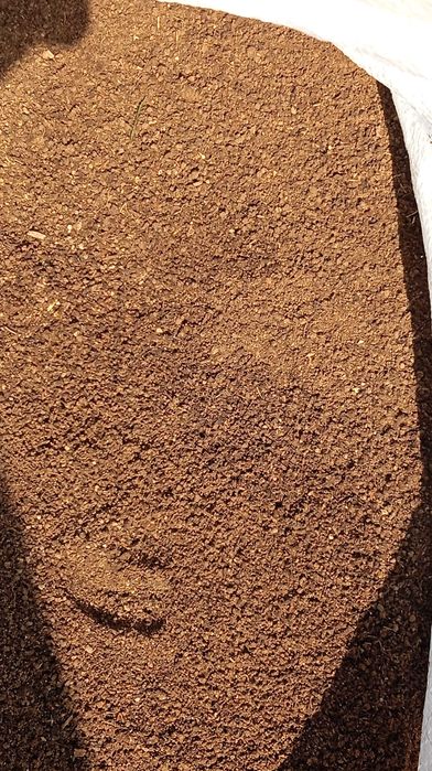 Пресята тор за трева, разсад, зеленчуци и други (3мм сито)