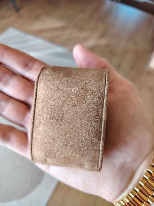 cutie ceasuri cu 18 sloturi