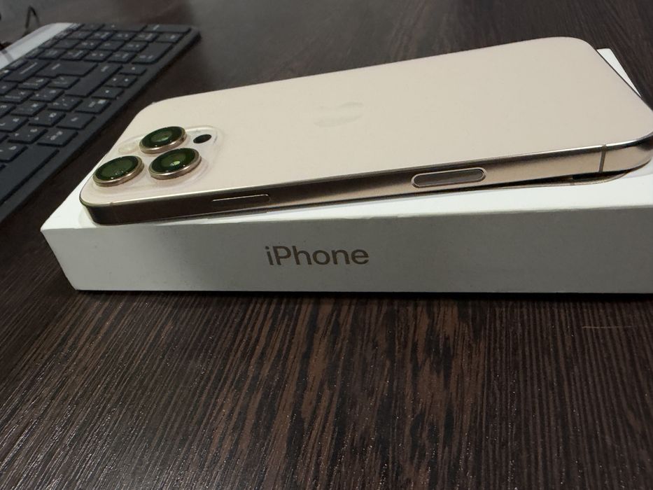 Iphone 16 PRO MAX 256gb золотой