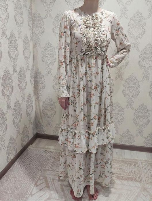 Қазақша көйлек сатылады.