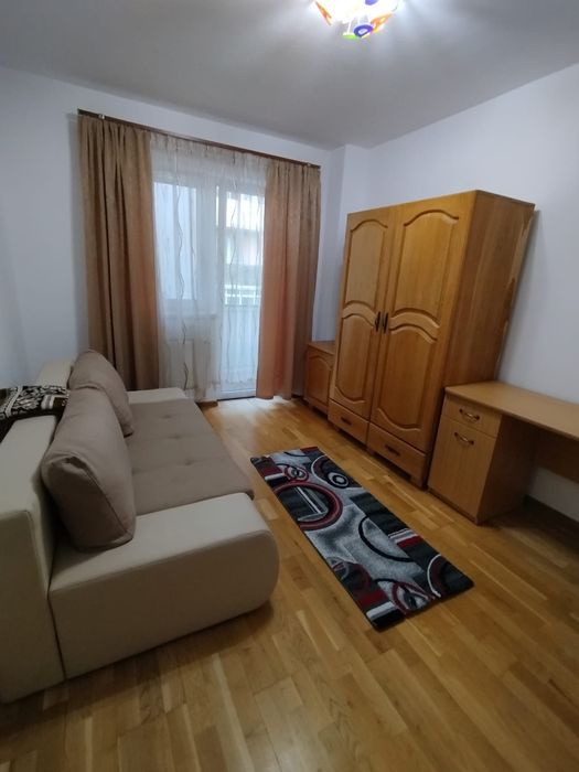 Persoana fizică inchiriez apartament 2 camere