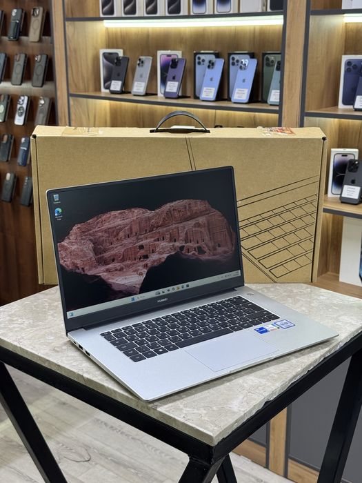 Ноутбук HUAWEI / PhoneLab