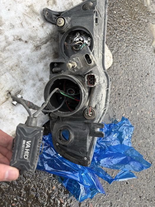 Би лед линза и фар нексия