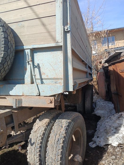 Продам прицеп на полном ходу